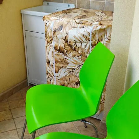 Tra Mare E Collina Apartment