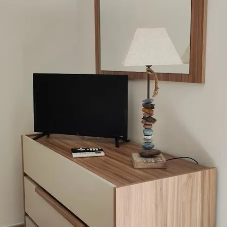 Tra Mare E Collina Apartment