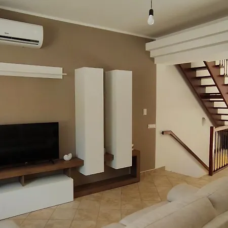 Apartment Tra Mare E Collina Condro