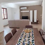 아파트 Tra Mare E Collina *