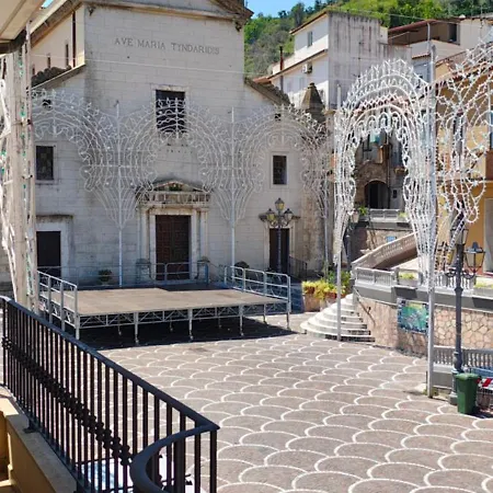 Tra Mare E Collina Condro