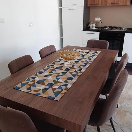 Tra Mare E Collina 아파트 Condro