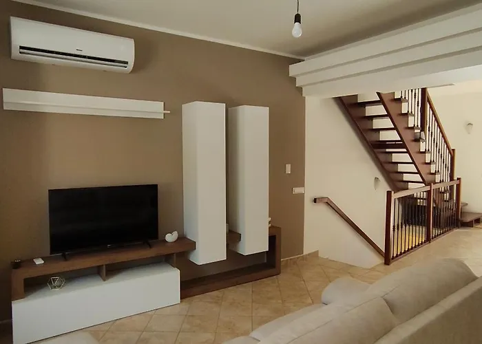 Appartamento Tra Mare E Collina Condro