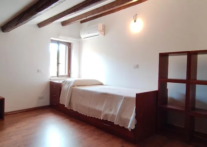 Tra Mare E Collina Lejlighed *